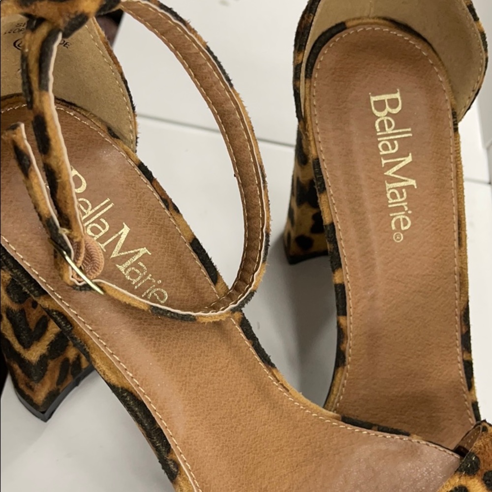 Heels BELLA MARIE Excellent condition new size 8.5 - Picture 4 of 7